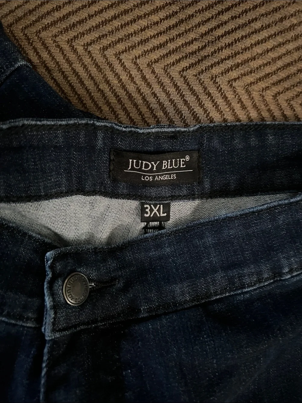 Judy Blue Dark Wash Denim Shorts - Picture 3 of 3